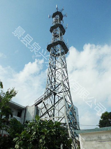 四柱角鋼通信塔-3.jpg